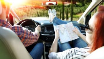 7 Travel Items to Have for Your First Road Trip