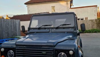 land rover defender 90 300 tdi