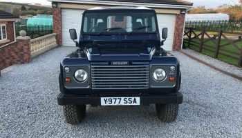 LAND ROVER DEFENDER TD5 90 OSLO BLUE