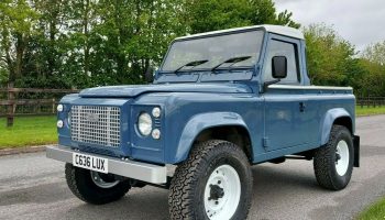 Land Rover Defender 90 Heritage Style 2.5l Petrol