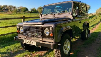 Land Rover Defender 90 TD5 Station Wagon