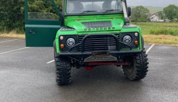 land rover defender 90 300 tdi pick up