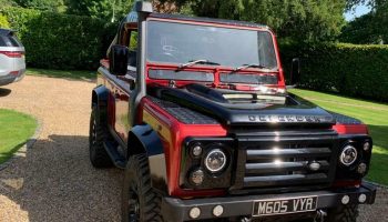 Land Rover Defender 90 Pick Up