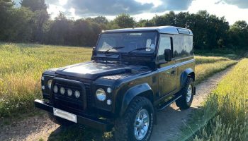 Land Rover Defender 90 Tdi – Solid chassis, very reliable & an honest defender