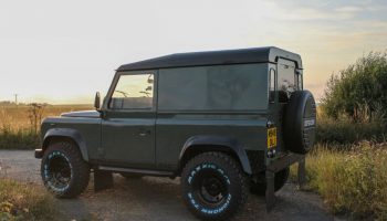 LAND ROVER DEFENDER 90 300TDi ** USA EXPORTABLE **