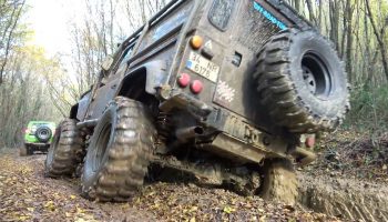 Land Rover Defender 90 TD5 – 37'' – Extreme OFF ROAD Compilation