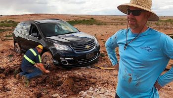 2 Days Stuck In The Desert & Desperate For Help!