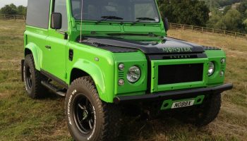 land rover defender 90 XS station wagon 2005 Great Spec Lamborghini Green/Black