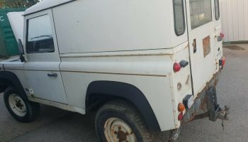 land rover defender 90 td5 with only 32535 Miles on the clock