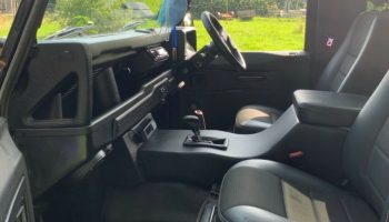 Land Rover defender 90 td5 Masai glass