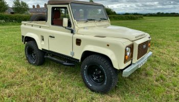 1995 Land Rover Defender 90 300tdi MOT June 2022