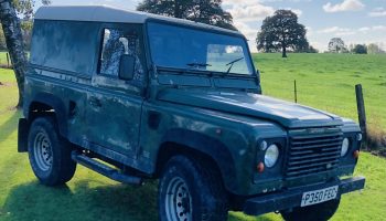 LANDROVER DEFENDER 90 300 TDI GREEN, 2.5 Diesel, 1997.