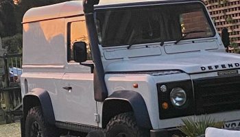 Land Rover Defender 90 TD5 Stunning Truck