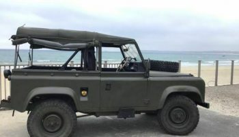 Land Rover Defender 90, early army model 1986